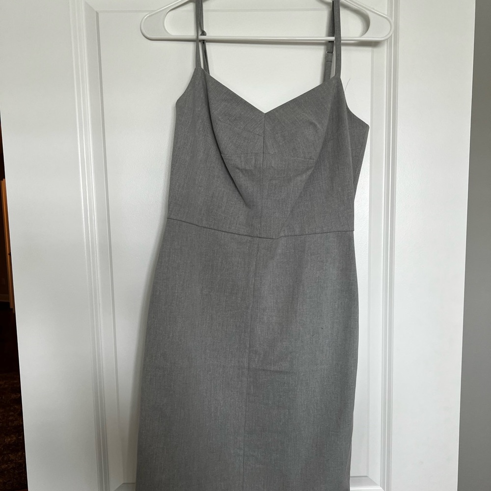 Banana Republic Size 2 Gray Spaghetti Strap Dress